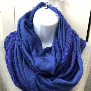 BP brand infinity scarf